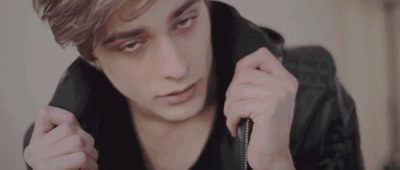 [Image: tumblr_piet96Z4w71qbekpoo1_500.gif?width=400&height=171]