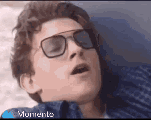 tenor.gif